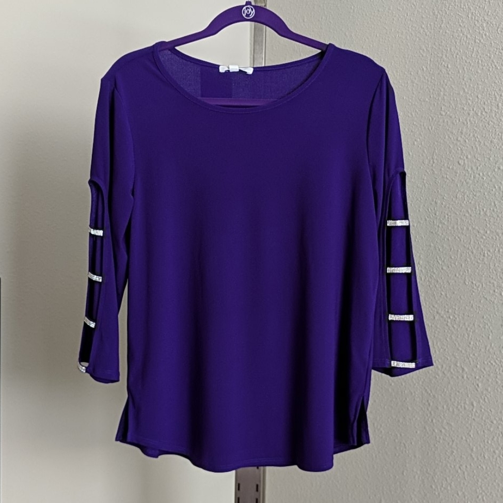 NWT 89th + Madison top